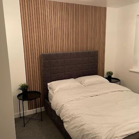 Stunning Central Apartment With Free Parking Sheffield Buitenkant foto